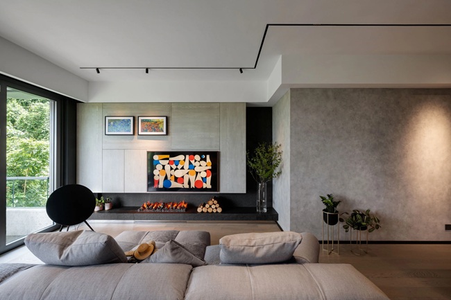Modern Japanese Apartment Design
